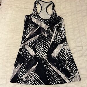 Lululemon Black & White Abstract Racerback Tank